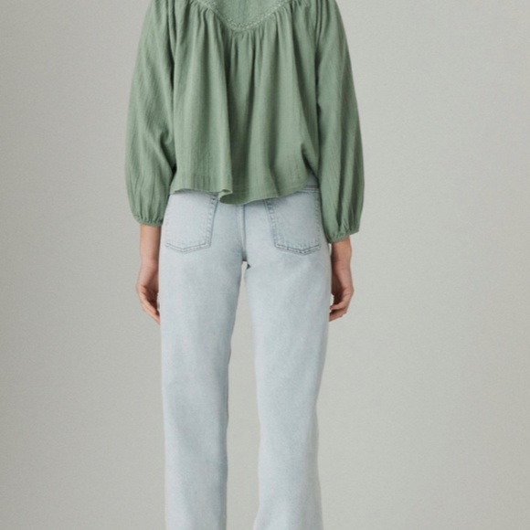 Lucky Brand High Rise Wide Leg Jeans - Picture 3 of 3